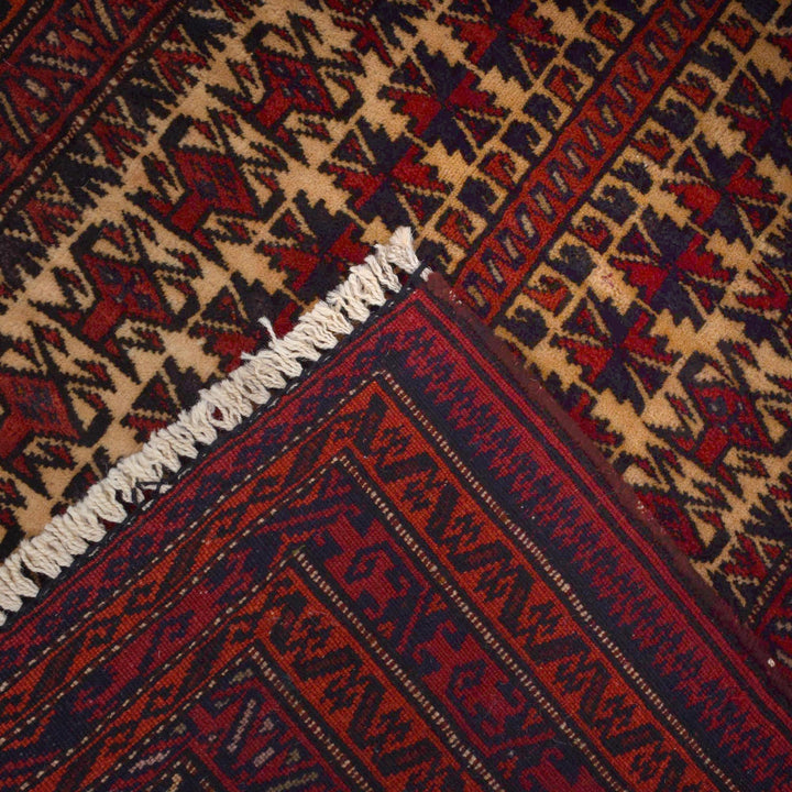 Small Prayer Carpet 2' 8" x 3' 8" - No. AL93474