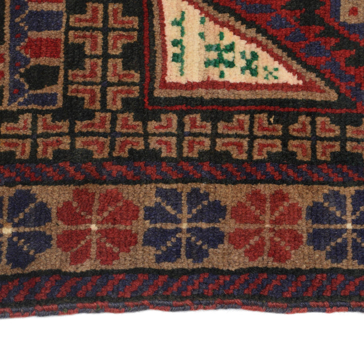 Afghan Prayer Rug 2' 8" x 4' 4" Hand-Knotted detail