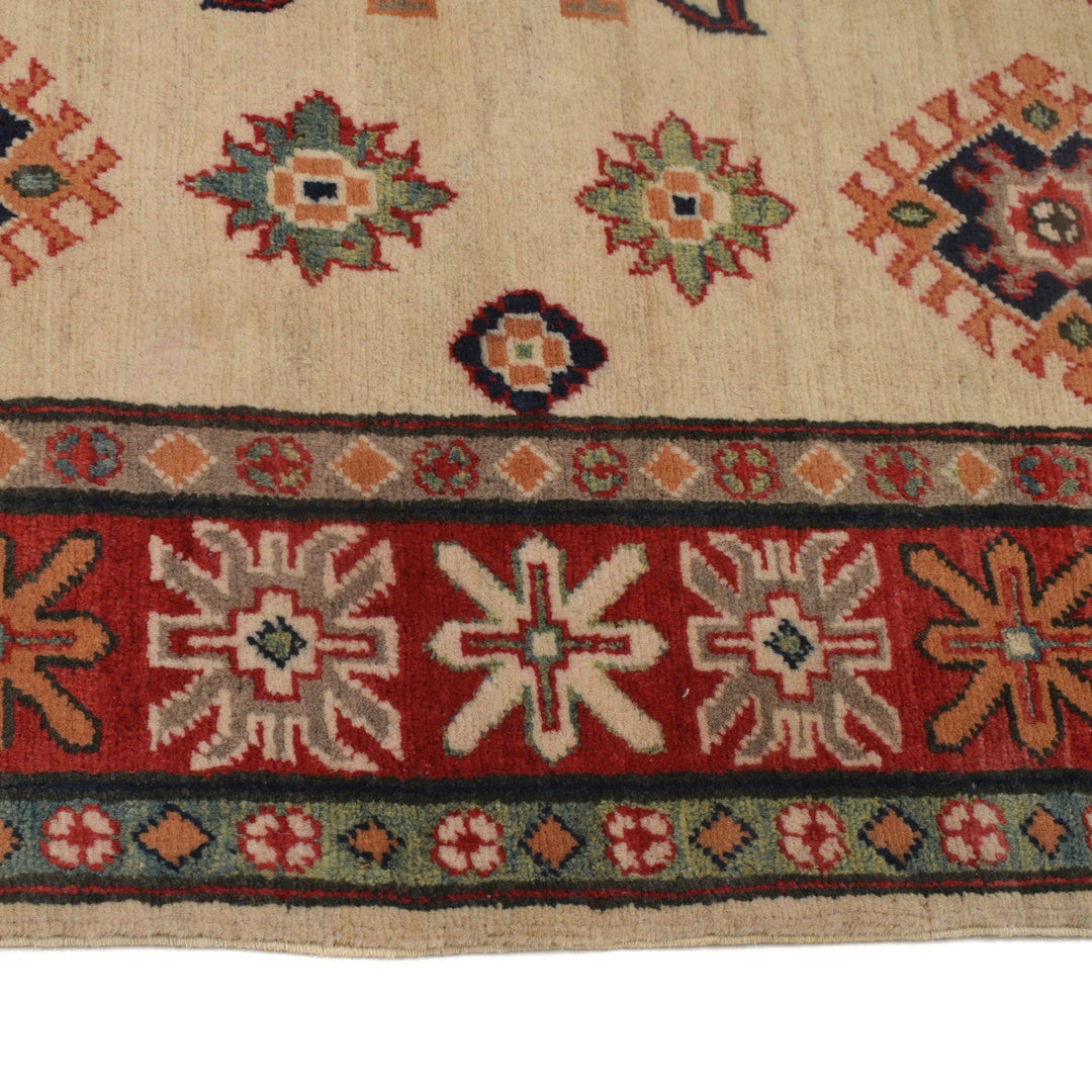 Hand knotted Kazak Rugs 4' 9" x 6' 8" - No. AL82820