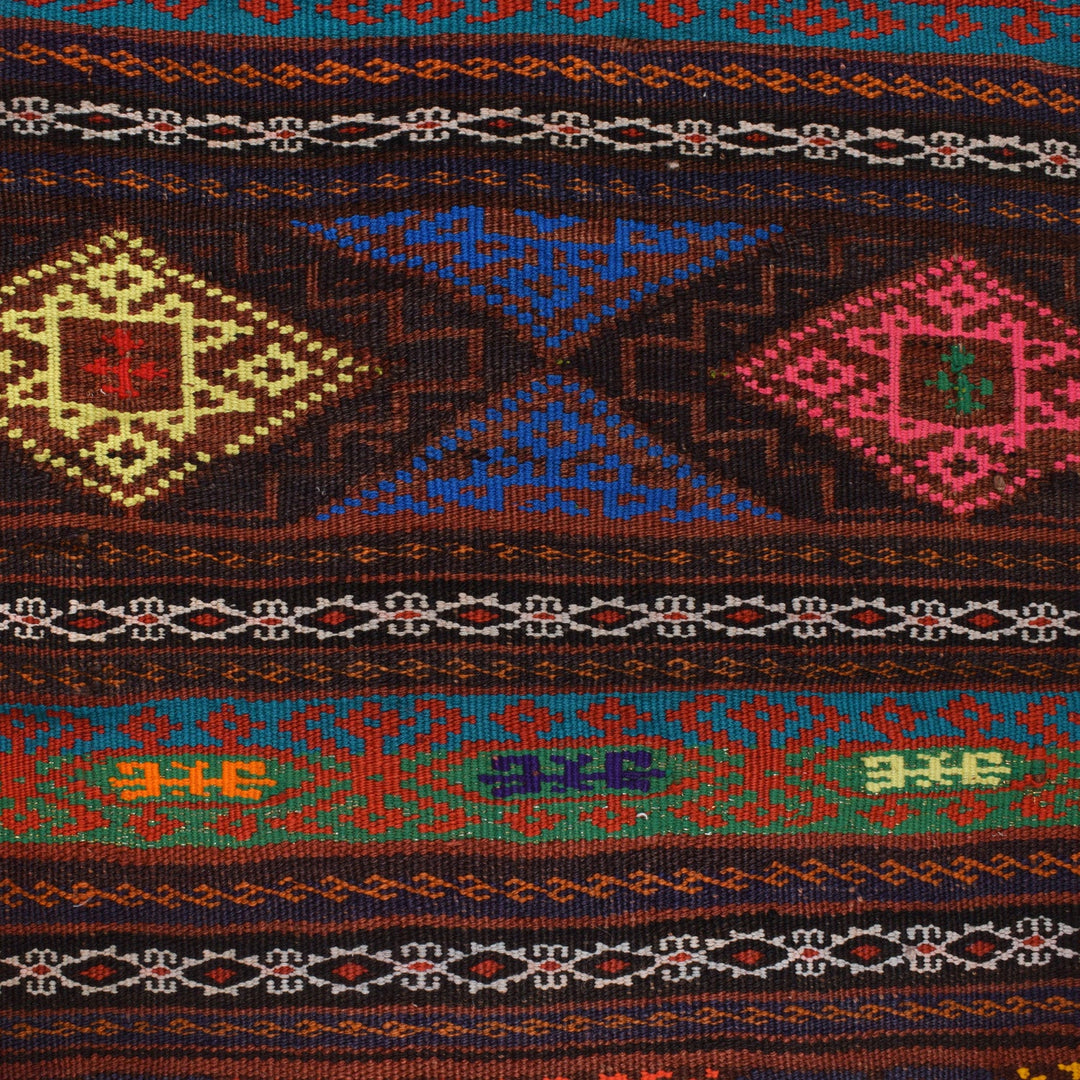 Hand Knotted Laghari Kilim 4' 6" x 6' 2" - No. AL37199