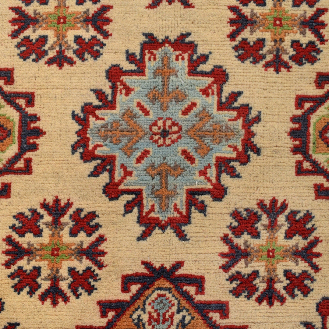 Handmade Kazak Area Rug 4' 0" x 6' 0" - No. AL30271