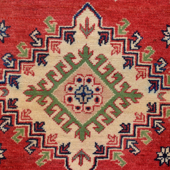 Hand Knotted Kazak Oriental Rug 4' 11" x 6' 8" - No. AL18160