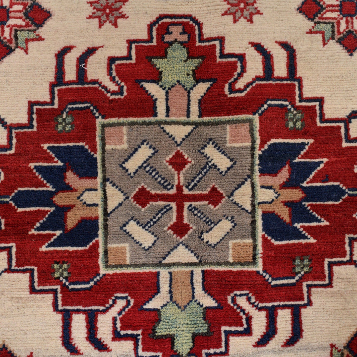 Hand knotted Kazak Rugs 4' 10" x 6' 9" - No. AL78894