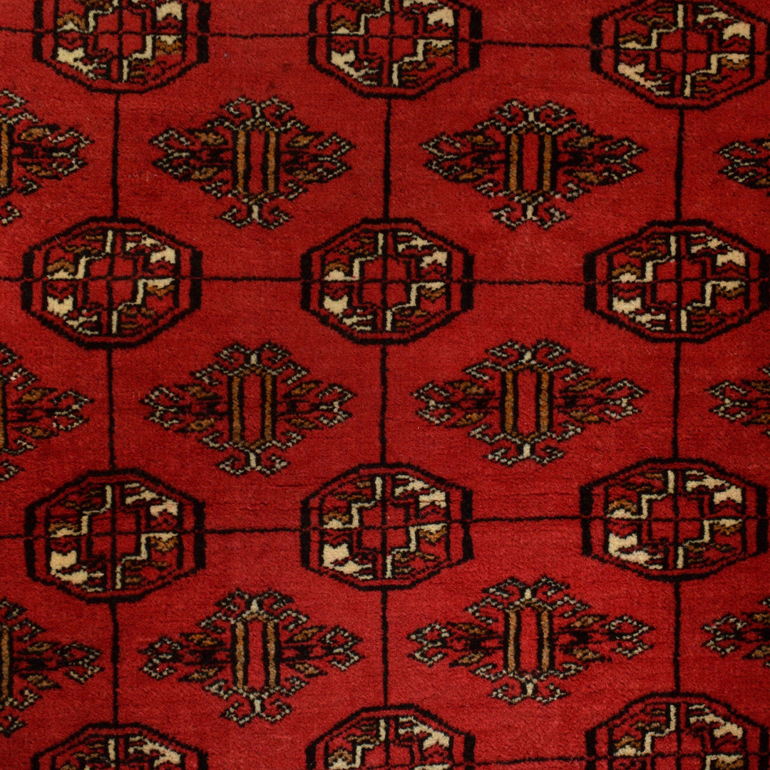 Firebrick Bokhara Rug 4' 1" x 5' 7" - No. AL19627