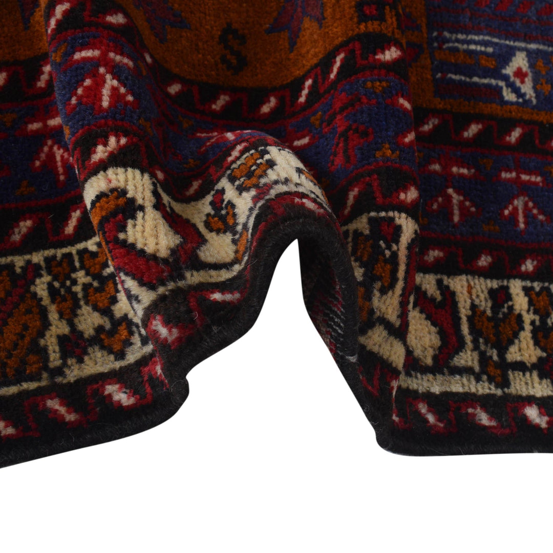 Muslim Prayer Rug 2' 10" x 4' 4" - No. AL88566