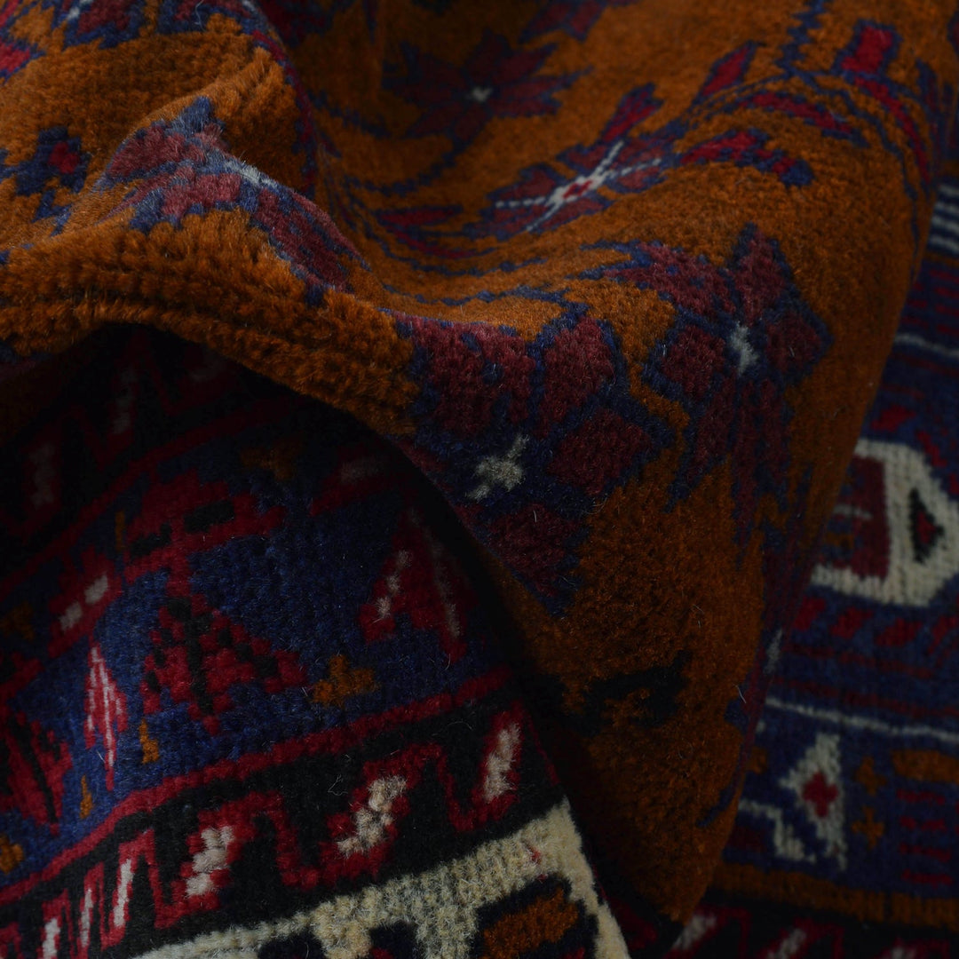 Muslim Prayer Rug 2' 10" x 4' 4" - No. AL88566