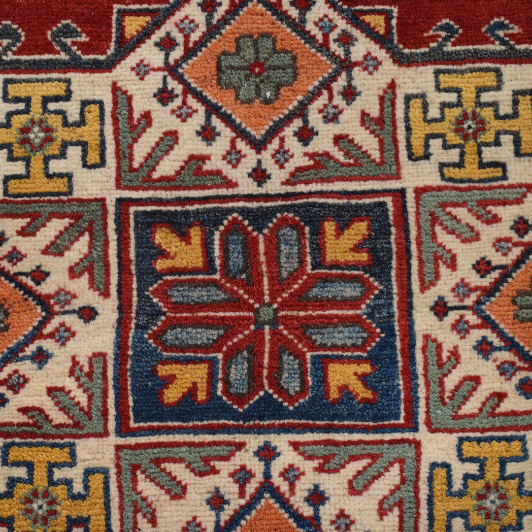 Red Color Kazak Rug 4' 11" x 7' 1" - No. AL10938
