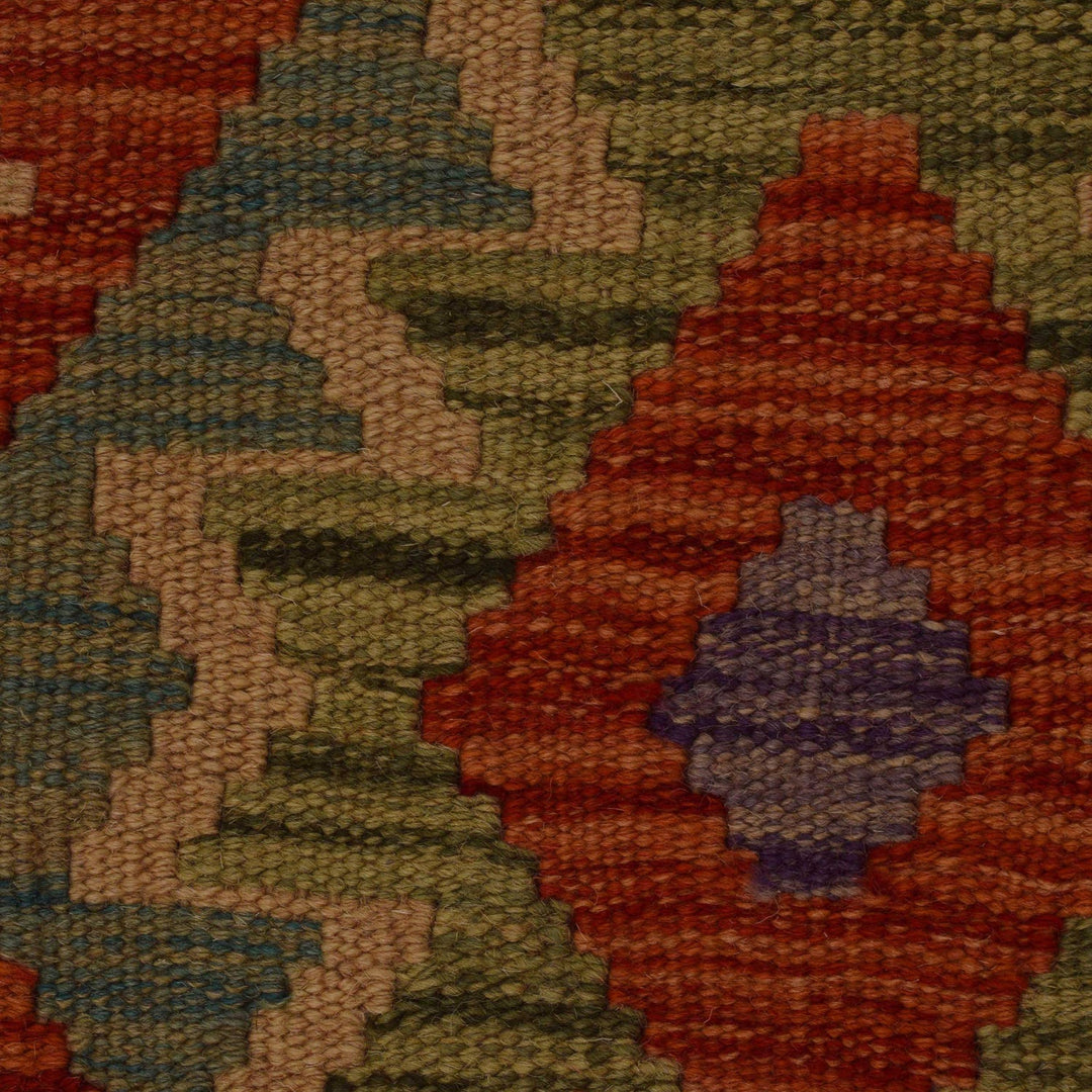 Handmade Vegetable Kilim 5' 9" x 7' 10" - No. AL90839