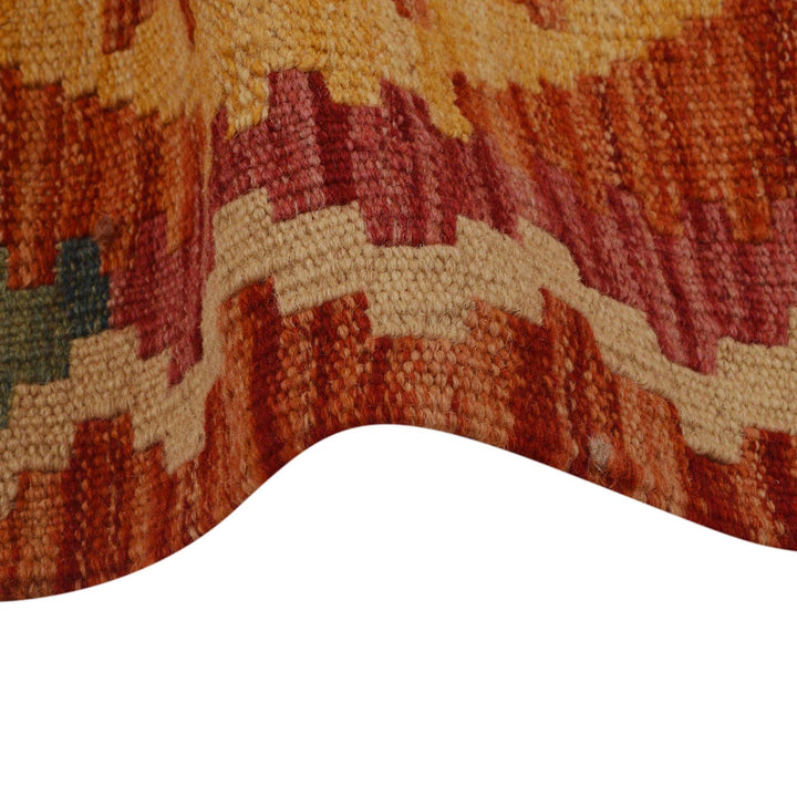 Handmade Vegetable Kilim 5' 9" x 7' 10" - No. AL90839