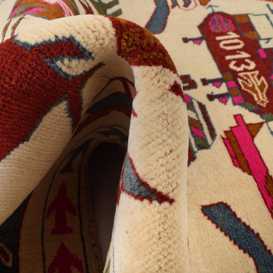 Ivory Color War Rug 2' 9" x 3' 11" - No. AL76552