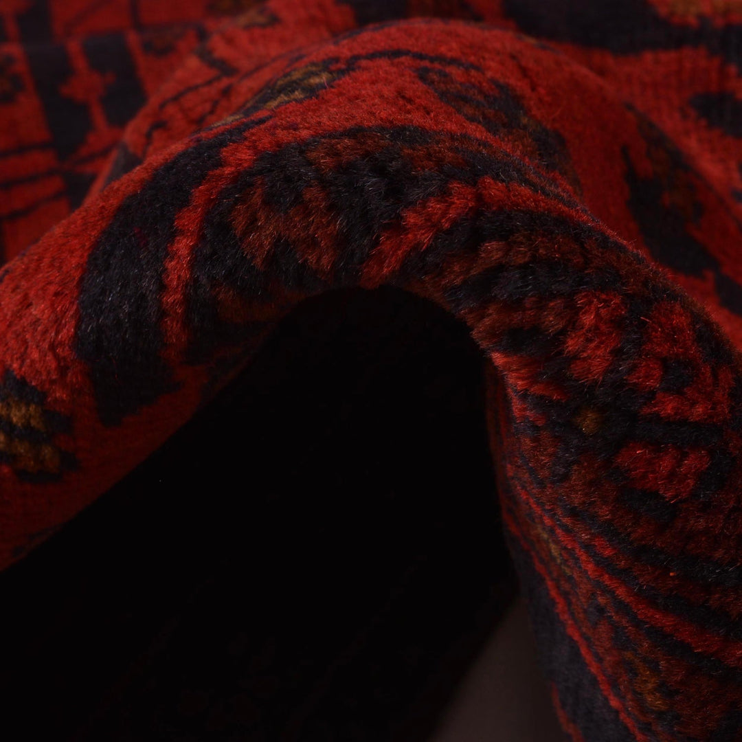 Medium Size Area Rug 5' 0" x 6' 4" - No. AL41866