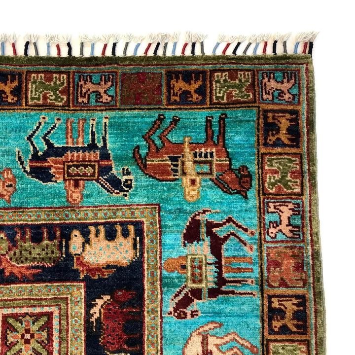 Luxury Shikargah Carpet 4' 0" x 6' 0" - No. AL41233