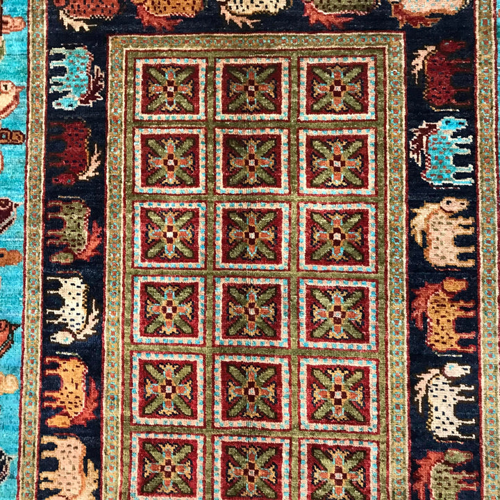 Luxury Shikargah Carpet 4' 0" x 6' 0" - No. AL41233