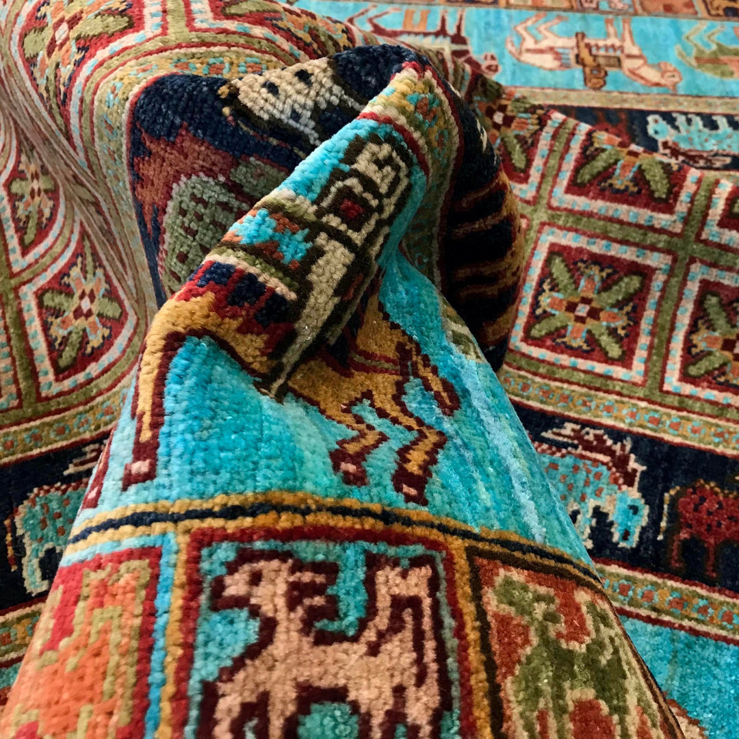 Luxury Shikargah Carpet 4' 0" x 6' 0" - No. AL41233