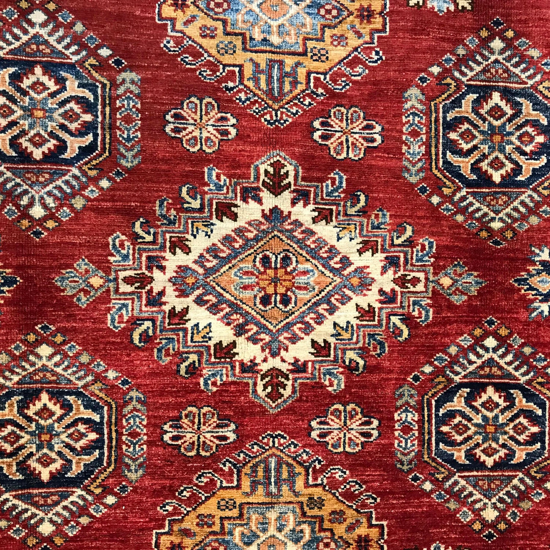 Fine Kazak Oriental Rug 5' 9" x 8' 0" - No. AL95782