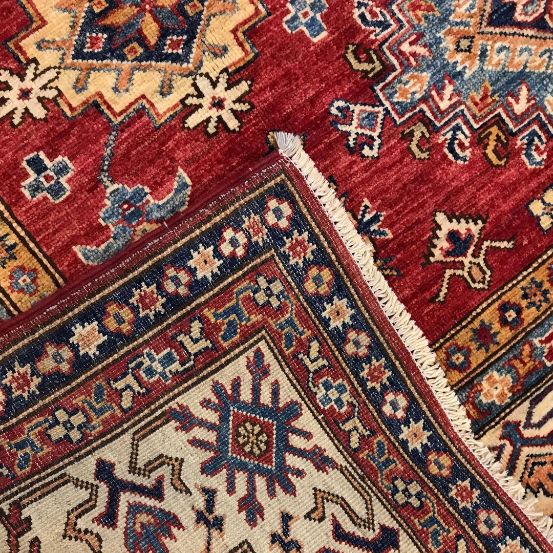 Fine Kazak Oriental Rug 5' 9" x 8' 0" - No. AL95782