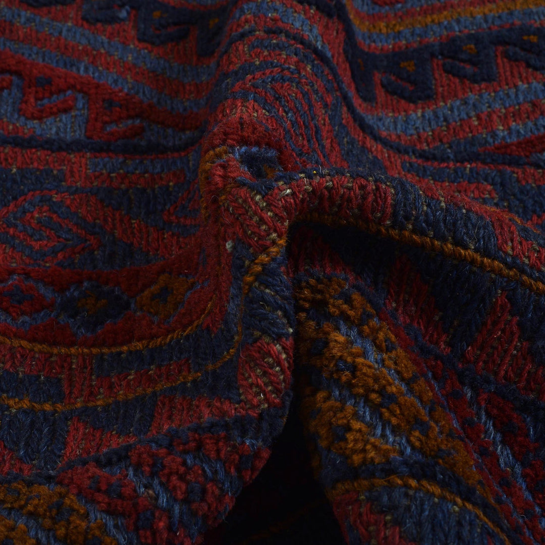 Traditional Mashwani Carpet 4' 11" x 6' 1" - No. AL54402