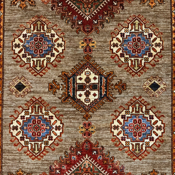 Luxury Fine Kazak Carpet 5' 9" x 7' 5" - No. AL42856