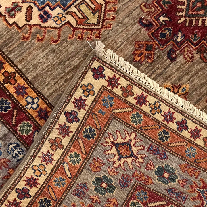 Luxury Fine Kazak Carpet 5' 9" x 7' 5" - No. AL42856