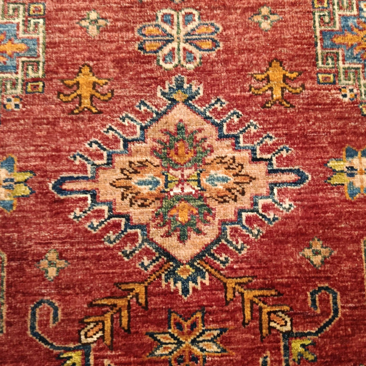 High-Quality Kazak Area Rug 5' 9" x 7' 9" - No. AL76577