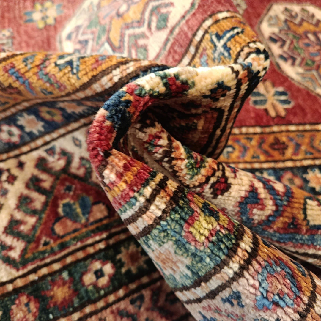 High-Quality Kazak Area Rug 5' 9" x 7' 9" - No. AL76577