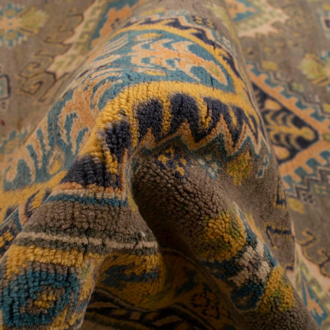 Hand knotted Kazak Carpet 5' 10" x 8' 5" - No. AL89392