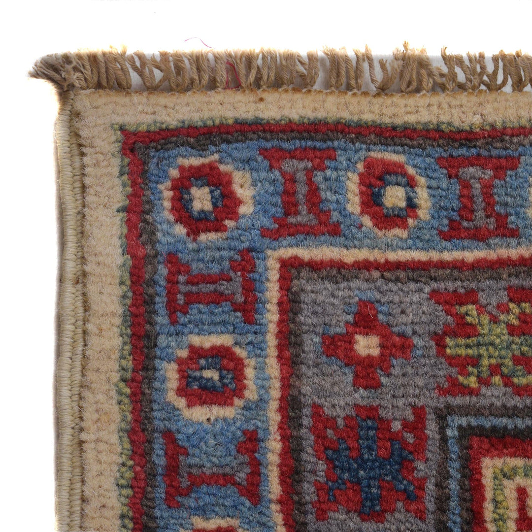 Hand knotted Kazak Carpet 4' 10" x 6' 5" - No. AL57841