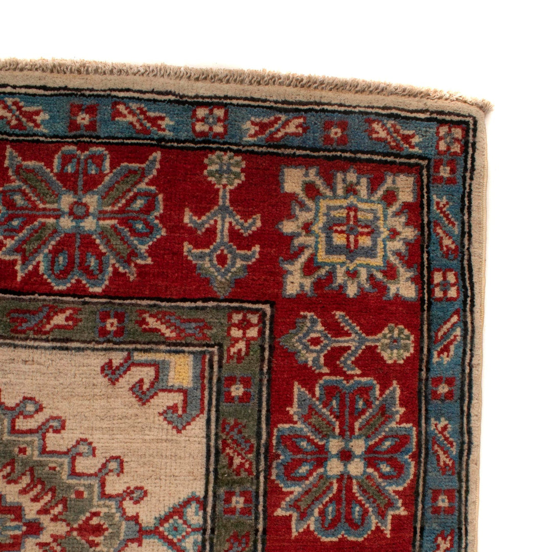Hand knotted Kazak Carpet 5' 1" x 6' 5" - No. AL53196