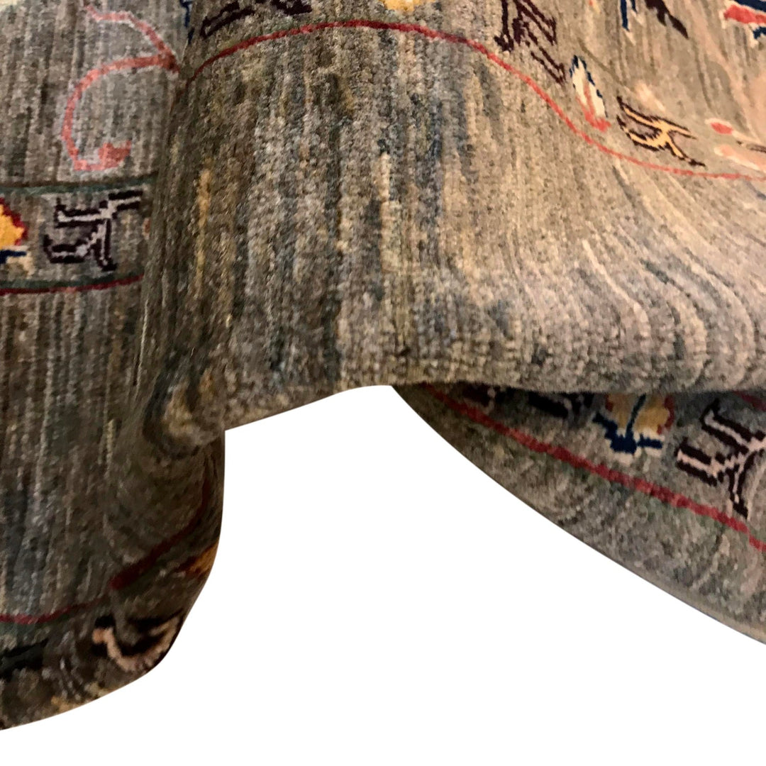 Modern Sultani Carpet 4' 11" x 6' 6" - No. AL84403