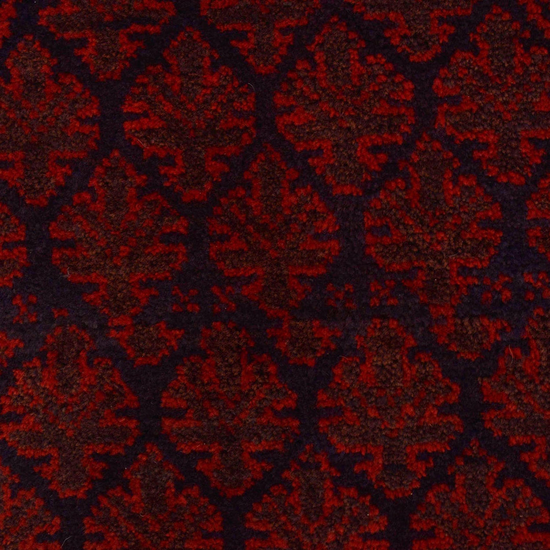 Small Prayer Carpet 3' 3" x 5' 8" - No. AL18895