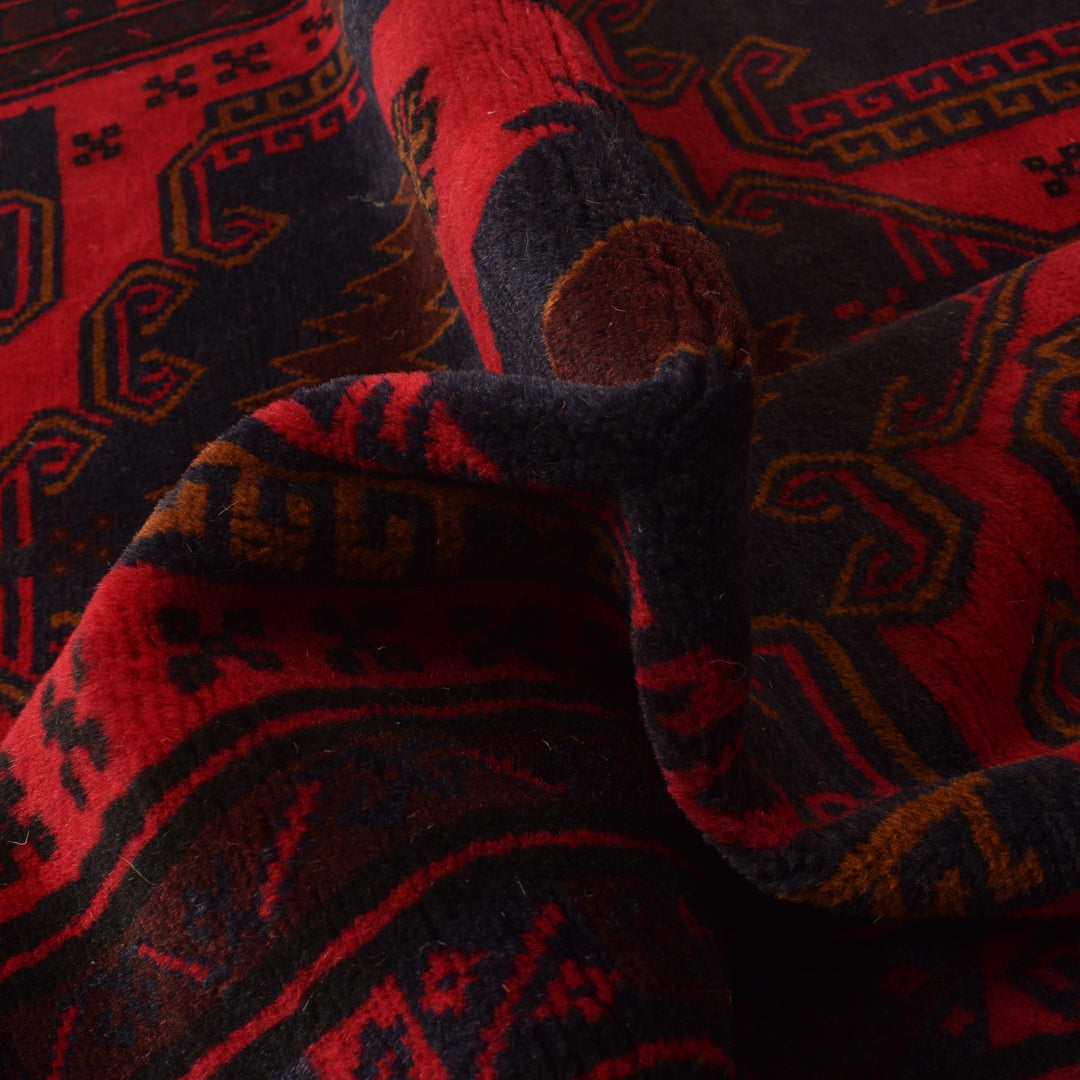 Traditional Baloch Rug 4' 1" x 8' 1" - No. AL84581