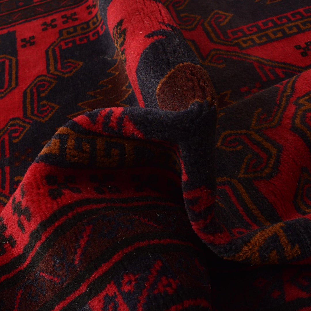 Traditional Baloch Rug 4' 1" x 8' 1" - No. AL34131