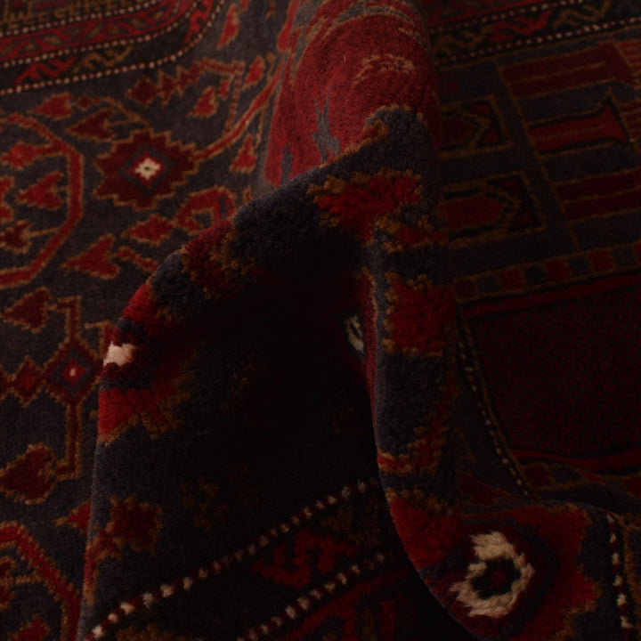 Small Prayer Carpet 2' 8" x 4' 6" - No. AL30383