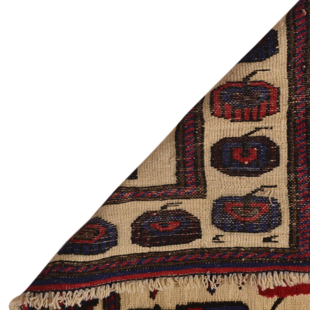 Hand Made Animal Pictorial Area Carpet 2' 9" x 3' 9" - No. AL49527