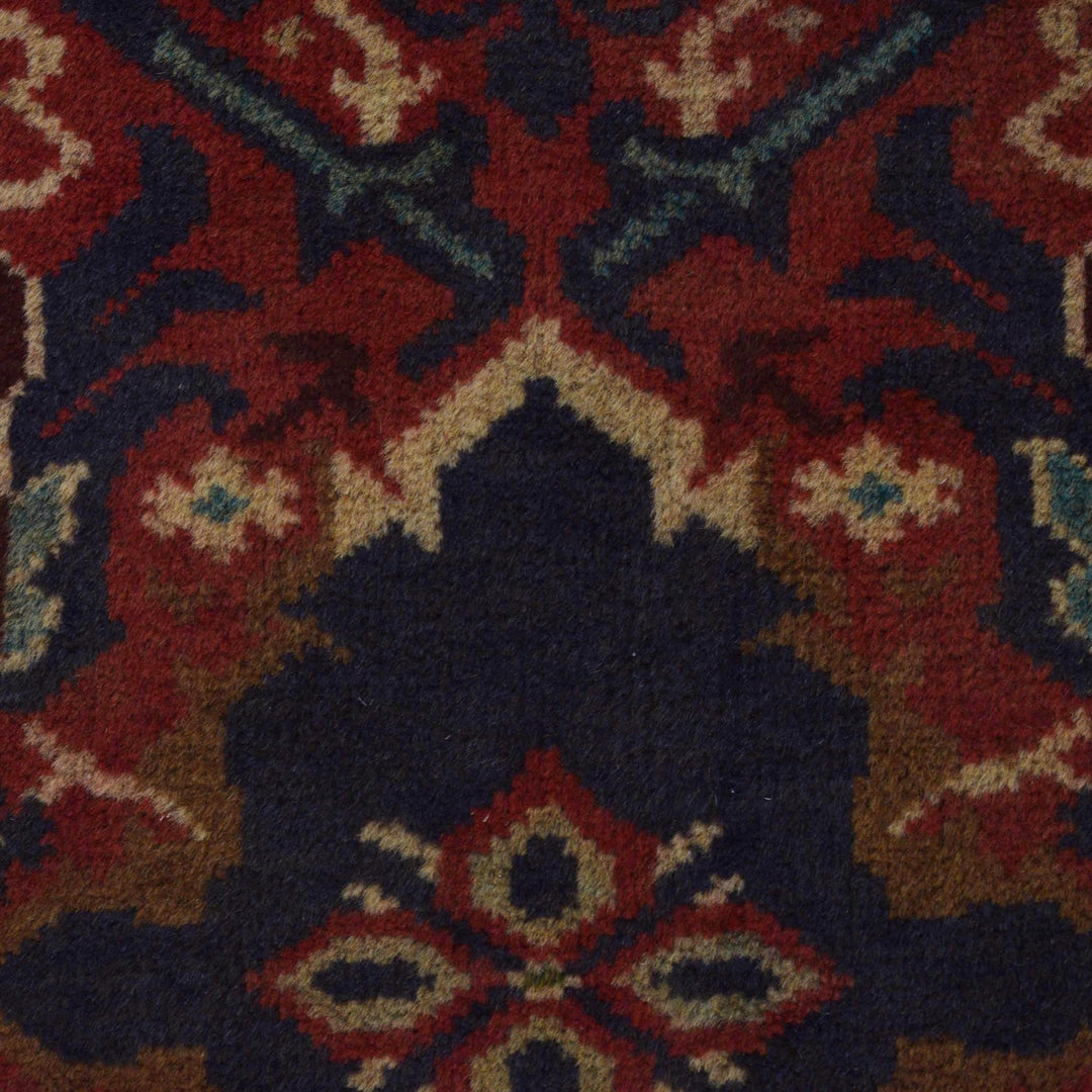 Handmade Baloch Rug 2' 11" x 4' 9" - No. AL64574