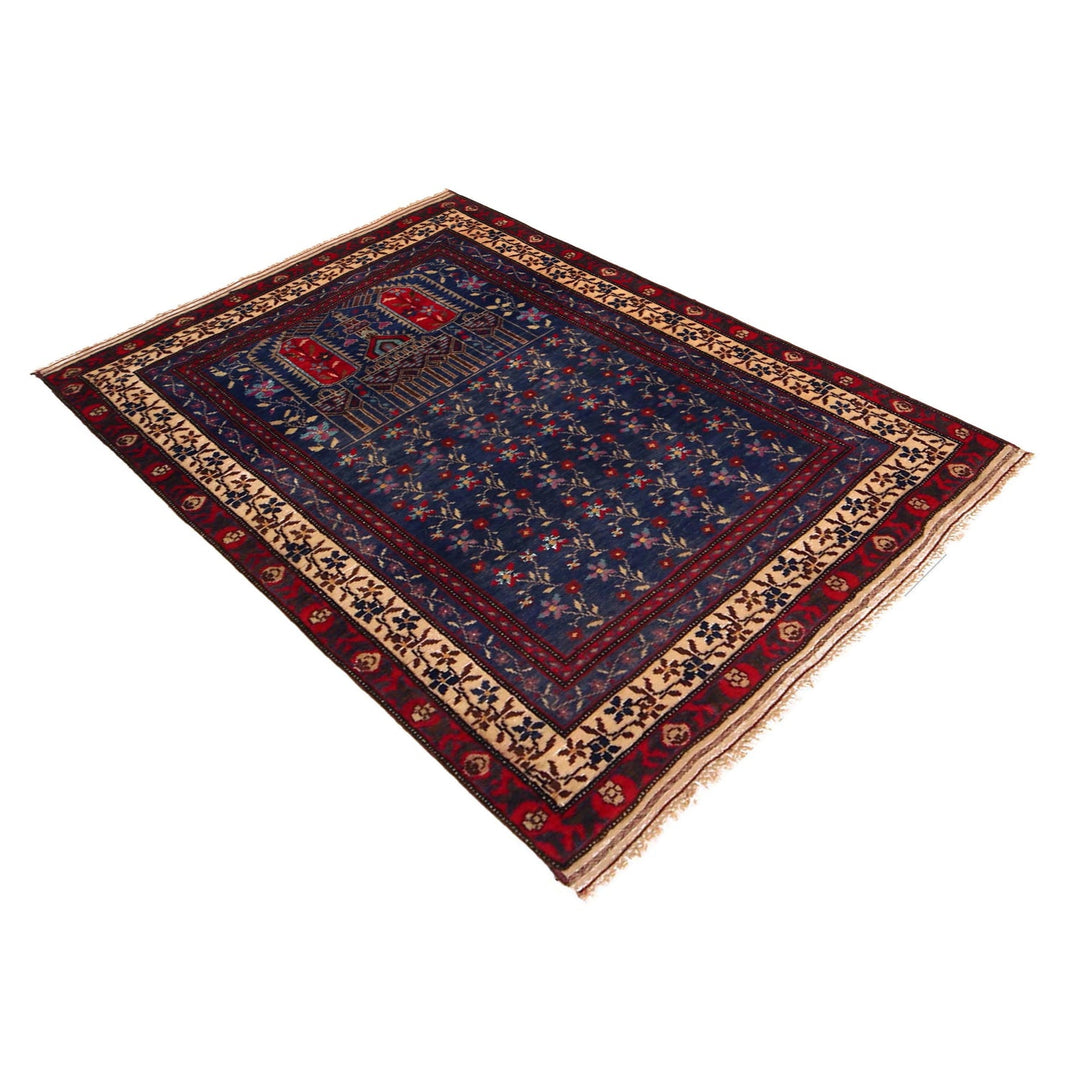 Islamic Prayer Carpet 3' 1" x 4' 7" - No. AL47395