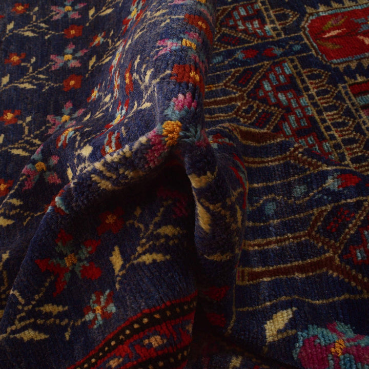 Islamic Prayer Carpet 3' 1" x 4' 7" - No. AL47395