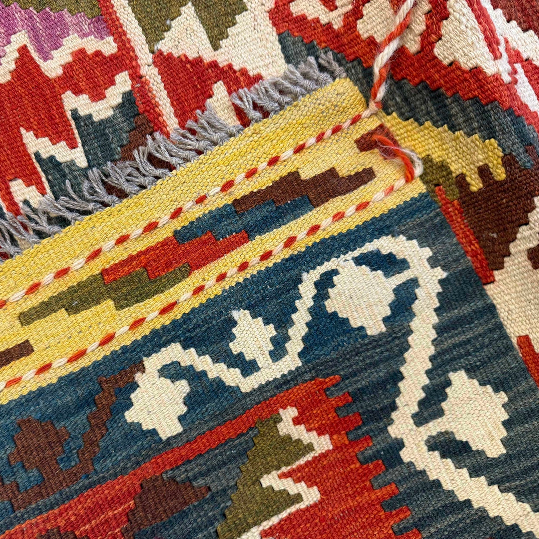 Handmade Vegetable Kilim 5' 10" x 8' 2" - No. AL10055