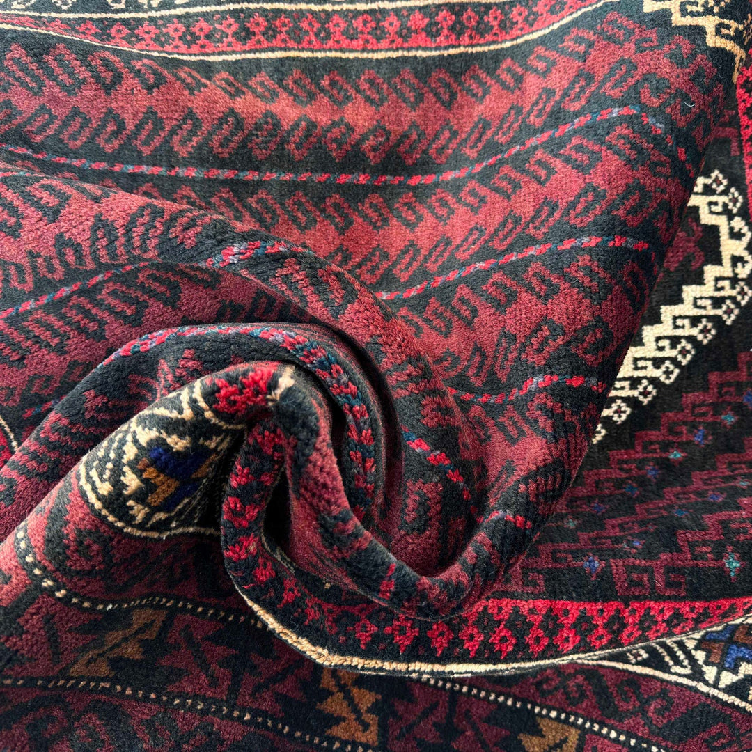 Islamic Prayer Carpet 2' 11" x 4' 6" - No. AL44826