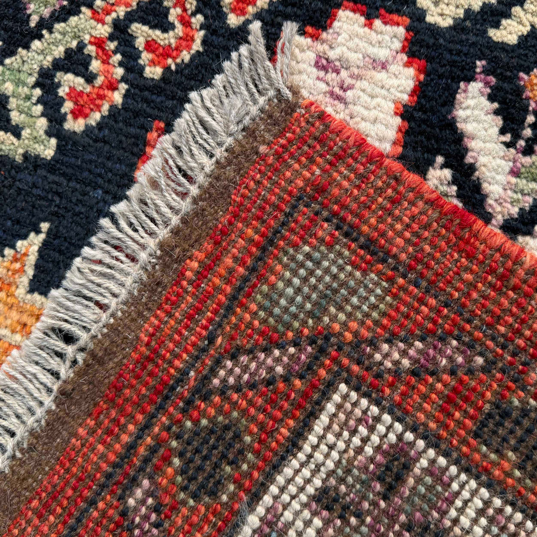 Red Afghan Shirazi Rug 6' 7" x 9' 7" Hand-Knotted border
