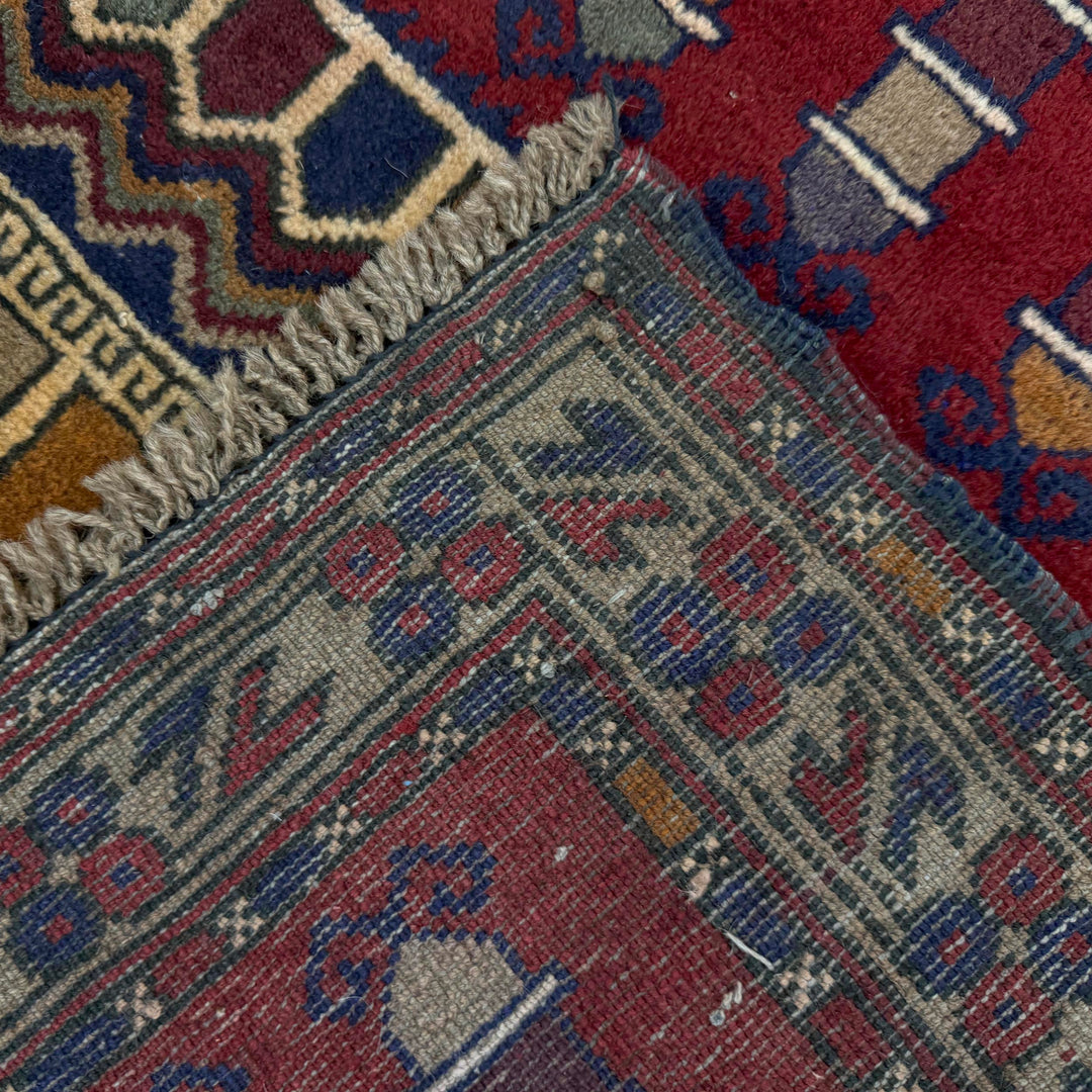 Small Prayer Carpet 2' 10" x 3' 9" - No. AL64288