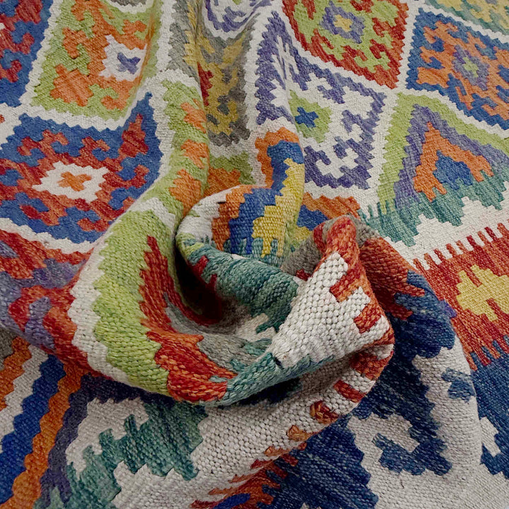 Afghan Kilim Rug 6' 9" x 10' 2" Flat-Weave texture