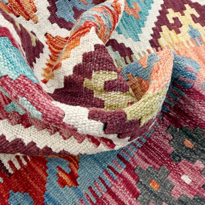 Afghan Vegetable Kilim Rug 4' 2" x 5' 9" Flat-Weave texture