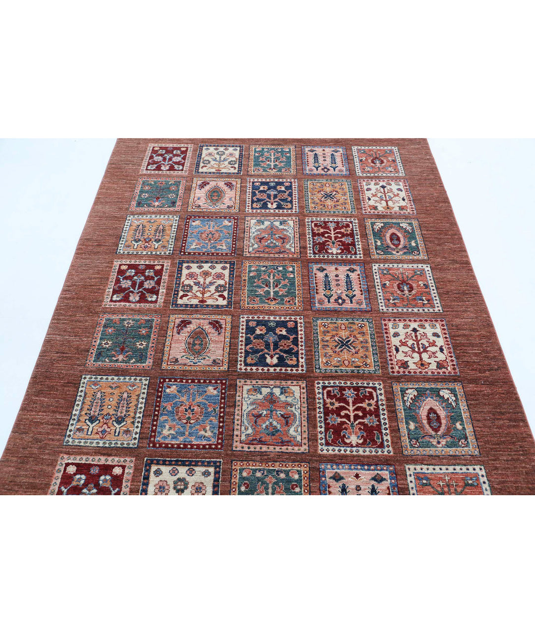 Afghan Bakhtiari Rug 4' 10" x 6' 6" Hand-Knotted | No. AT88958