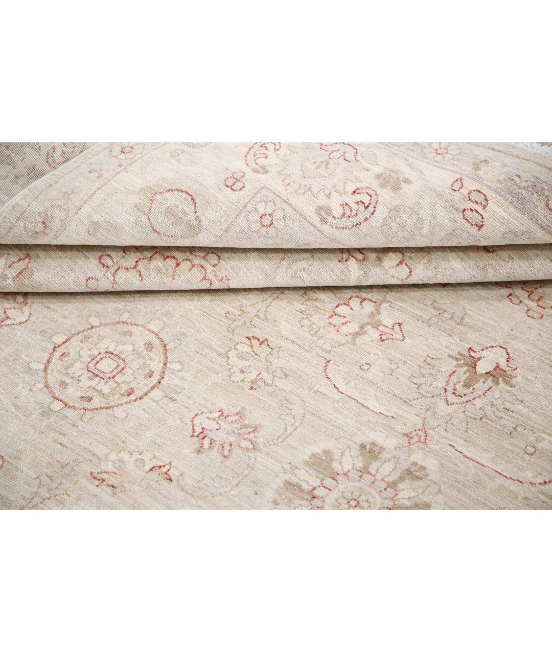 Hand Knotted Bakhtiari Wool Rug 3' 4" x 4' 8" - No. AT45103