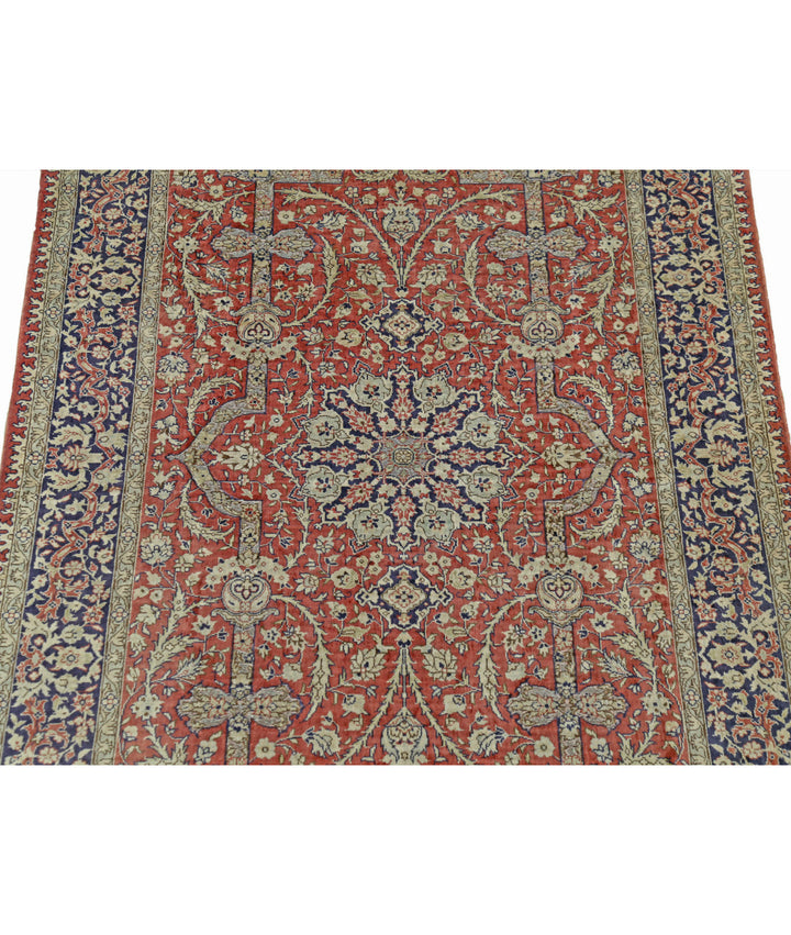 Turkish Hereke Rug 2' 7" x 3' 11" Hand-Knotted | No. AT84633