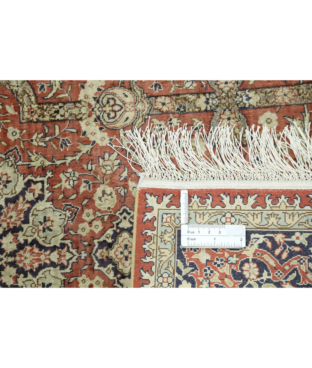 Turkish Hereke Rug 2' 7" x 3' 11" Hand-Knotted | No. AT84633
