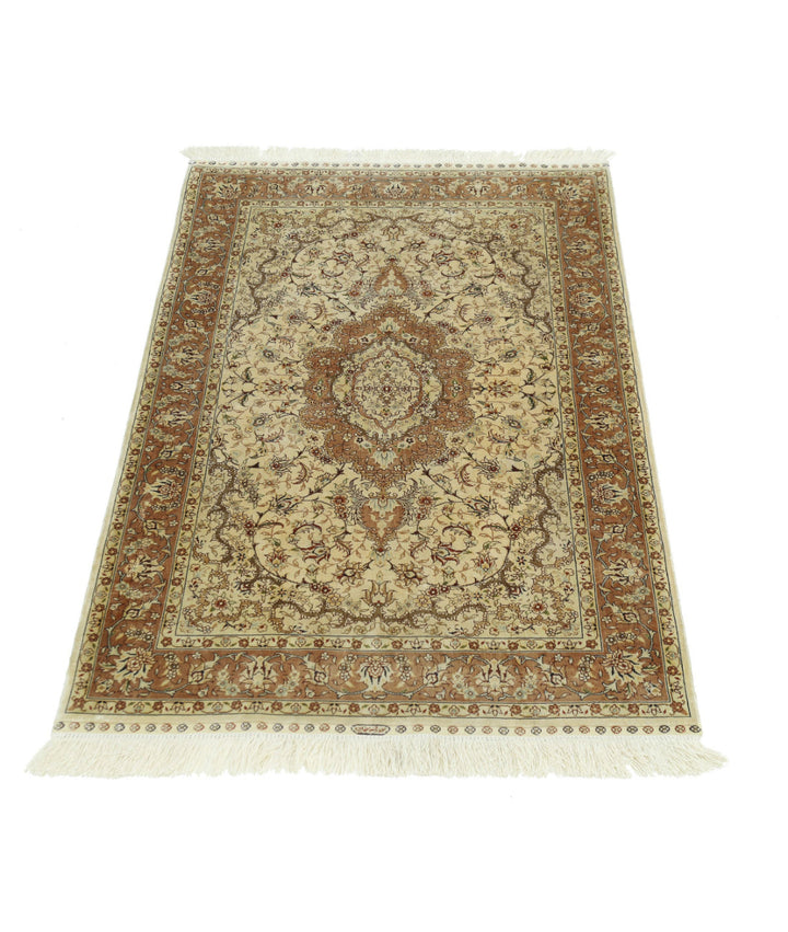 Ivory Hereke Silk Rug 2' 7" x 4' 0" Hand-Knotted | No. AT52362