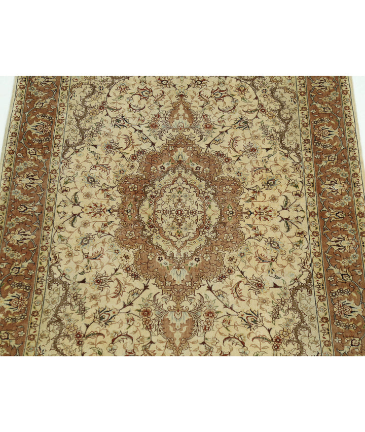Ivory Hereke Silk Rug 2' 7" x 4' 0" Hand-Knotted | No. AT52362