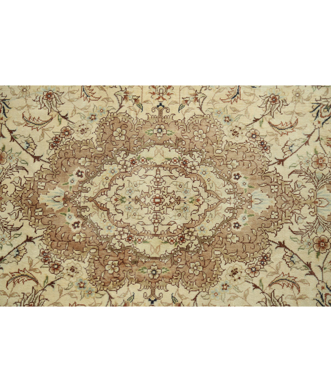Ivory Hereke Silk Rug 2' 7" x 4' 0" Hand-Knotted | No. AT52362